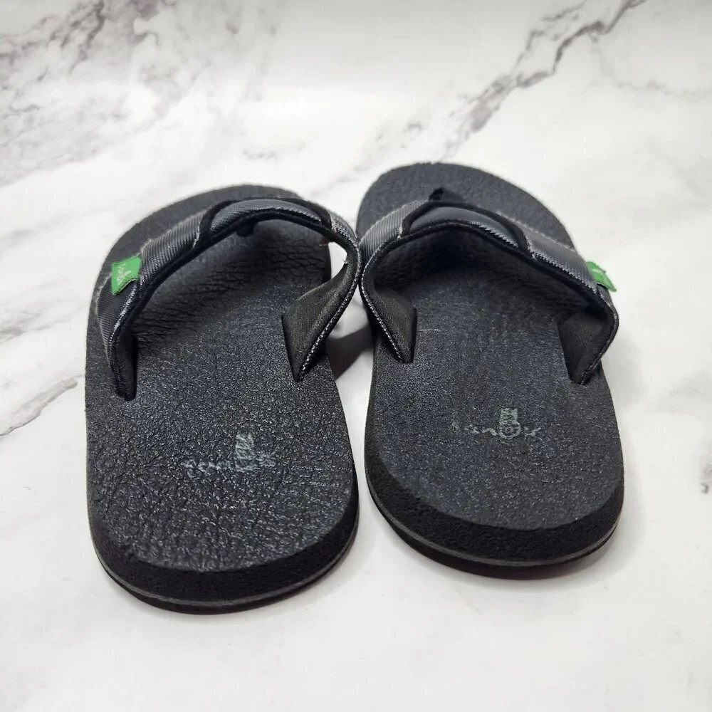 Sanuk these sandals
